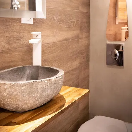 Center 2 Pers Et Garage Cassis